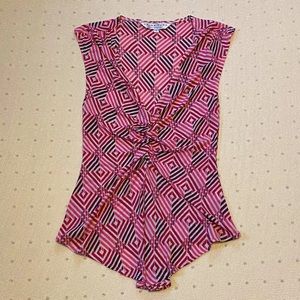 Cute!!! Trina Turk 100% Silk Top